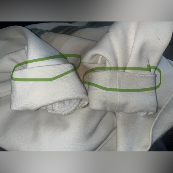 Eco Go-To Crewneck Sweatshirt - Bone - Medium - EUC - Picture 7 of 9